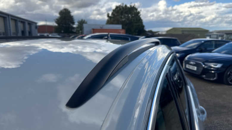 Volkswagen T-Roc 1.0 TSI 115 Life 5dr Petrol Hatchback